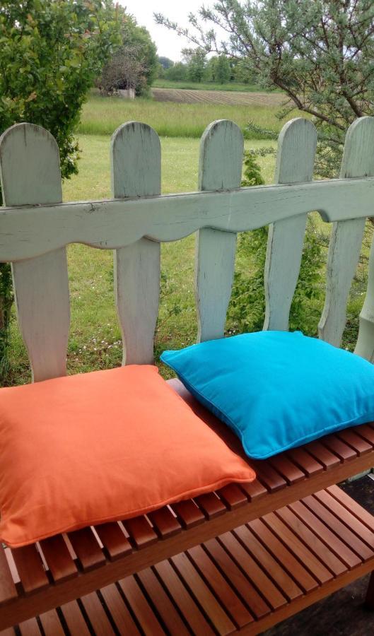 Hostal La Parenthese Villeret Exterior foto