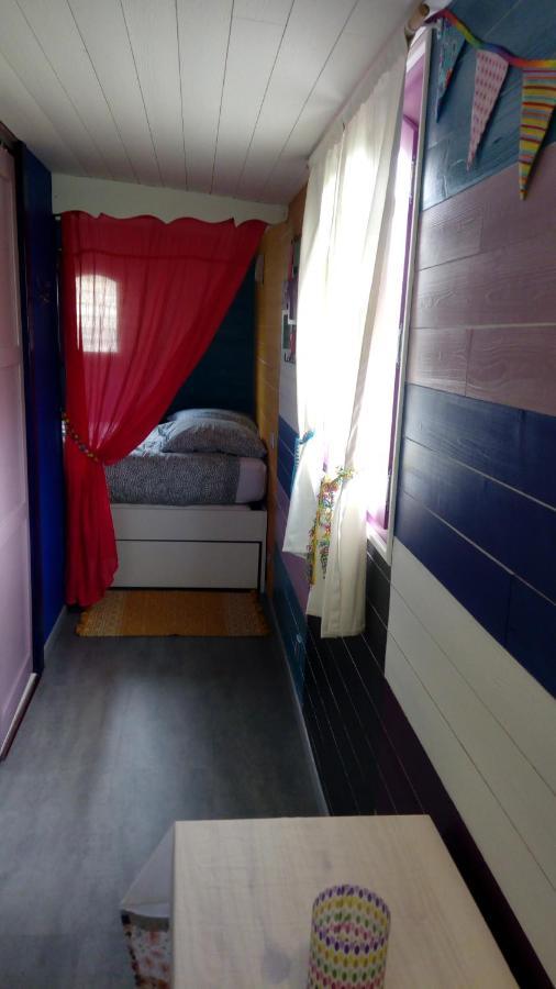 Hostal La Parenthese Villeret Exterior foto