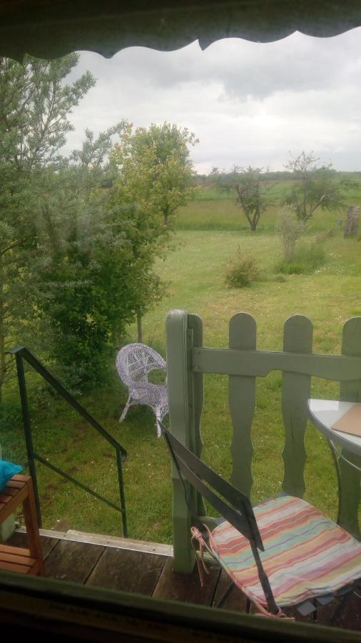 Hostal La Parenthese Villeret Exterior foto